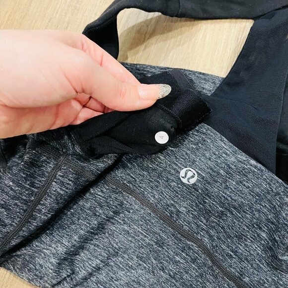 Lululemon Athletica Luon Sleeveless Scoop Neck Tank Top | Built In Bra - Picture 7 of 7